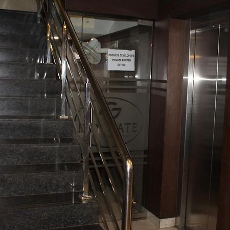 Sky Gate Hotel Near Apollo Main, Women'S & Children'S Us Consulate Sankara Netralaya Goethe Institute Prestigepalladium Shastri Bhavan Senmozhi Poonga Raj Ratnam Stadium Taj Coromandal India Oil Bhavan Dr Mohan'S Diabetics Vac Madrás Exterior foto