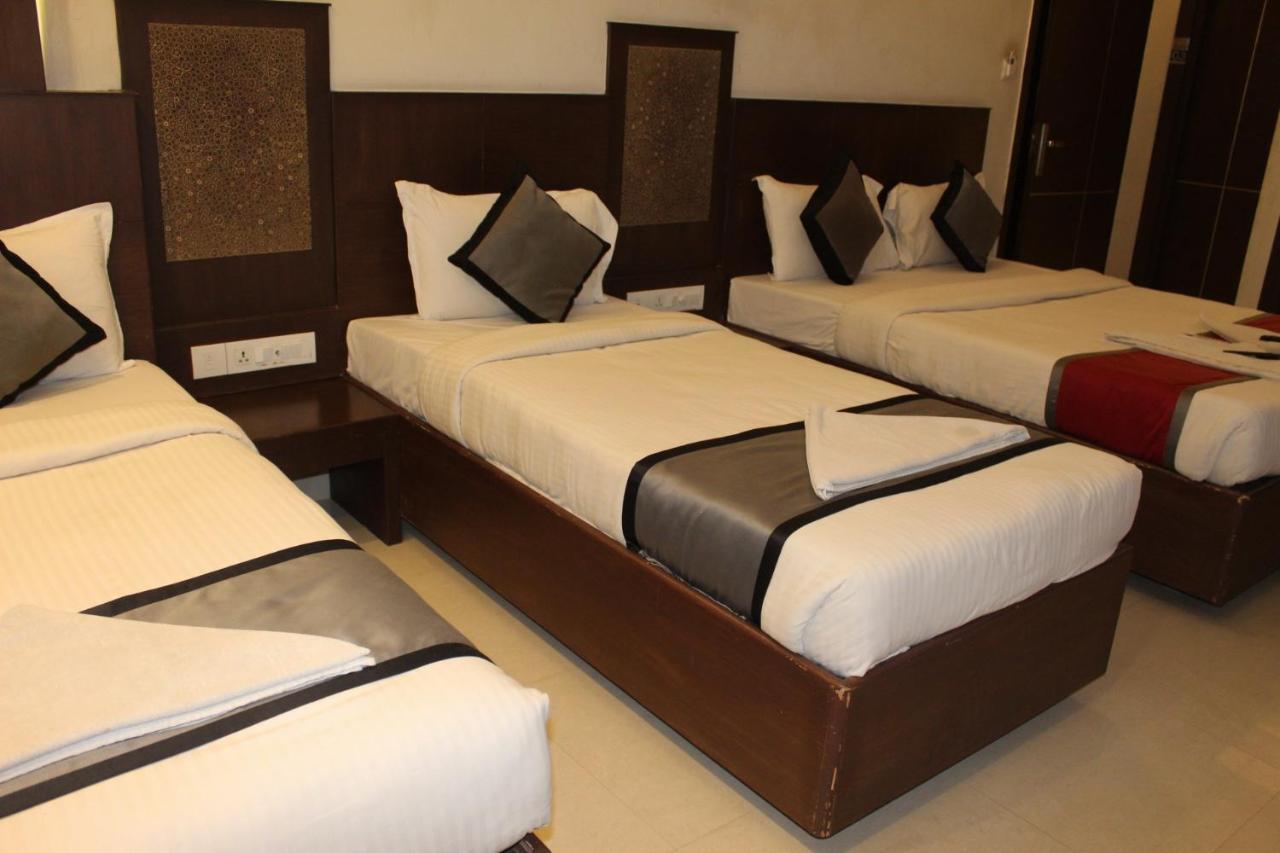 Sky Gate Hotel Near Apollo Main, Women'S & Children'S Us Consulate Sankara Netralaya Goethe Institute Prestigepalladium Shastri Bhavan Senmozhi Poonga Raj Ratnam Stadium Taj Coromandal India Oil Bhavan Dr Mohan'S Diabetics Vac Madrás Exterior foto